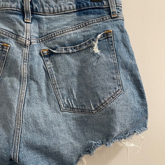 Abercrombie & Fitch The Mom Short - High Rise CURVE LOVE - Picture 8 of 8